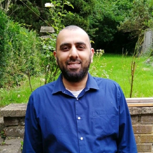 Favoriser l'apprentissage numérique grâce à la création cohérente de personnages par l'IA : le point de vue de Saleh Malik sur LlamaGen.ai